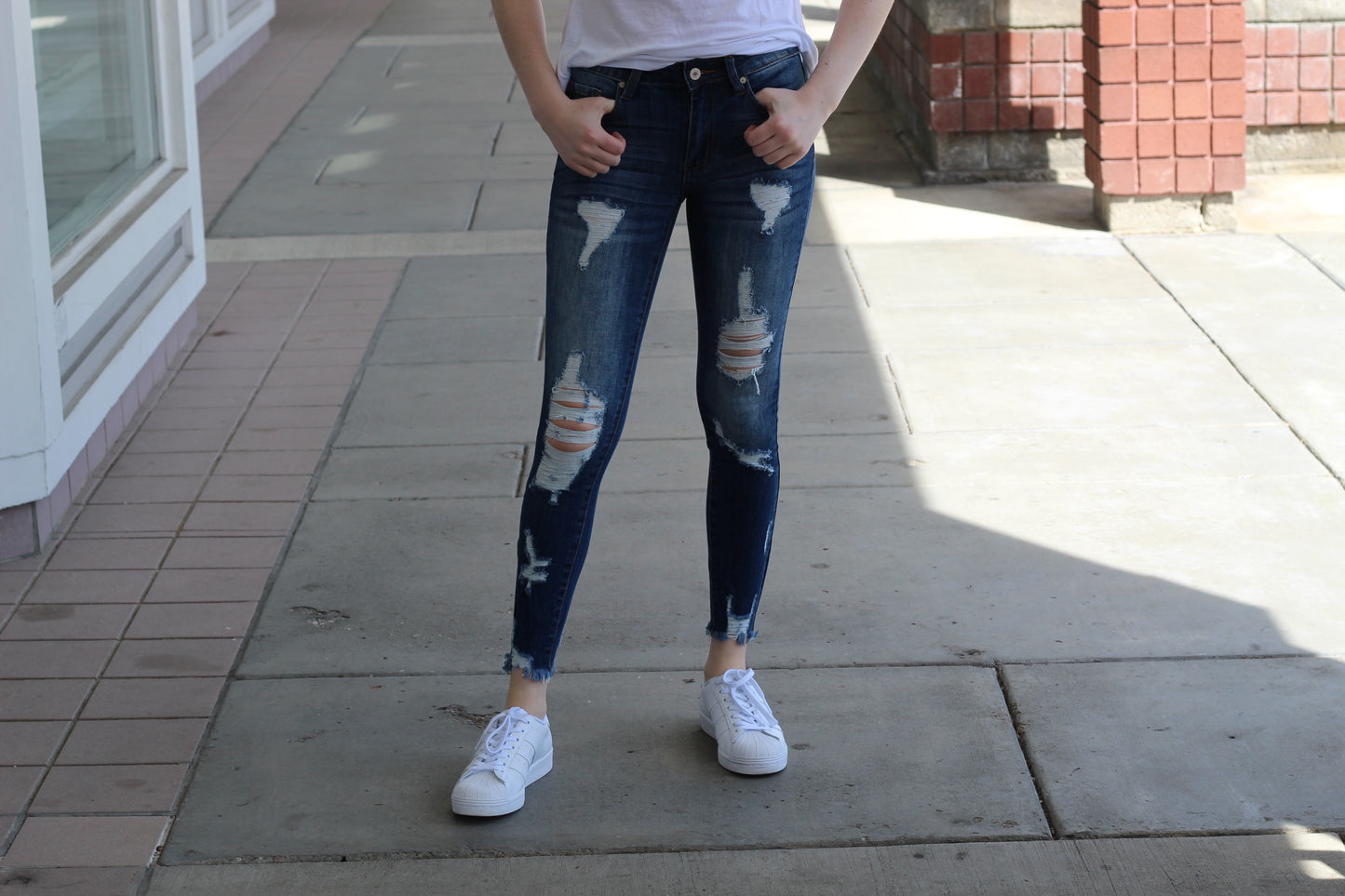 Kan Can Super Distressed Denim